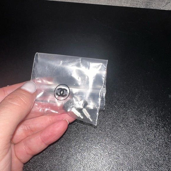 Chanel Swede Short Boots with bow - Picture 6 of 13